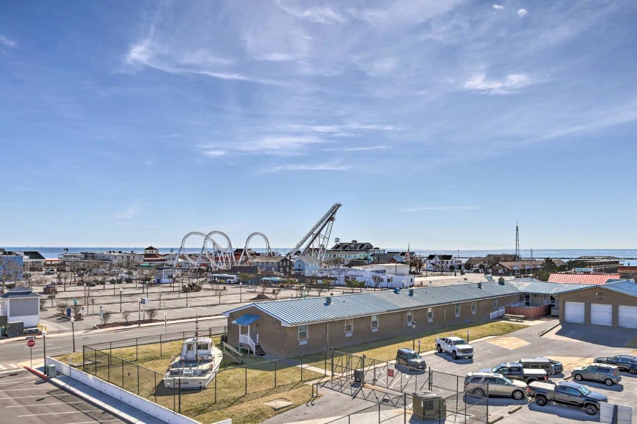 End-Unit Ocean City Condo With Panoramic Views! Exterior photo