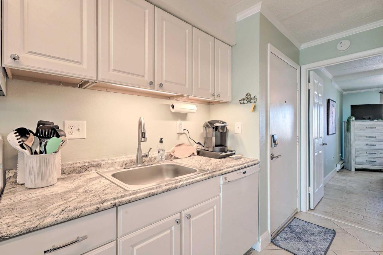End-Unit Ocean City Condo With Panoramic Views! Exterior photo